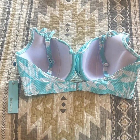 Birdsong Blue White Floral Wrap Bikini Swim Top 38DDd BNWT - Picture 4 of 8